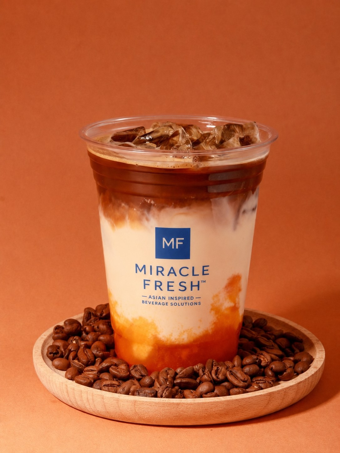 Layered persimmon, honey-aroma black tea and espresso with whipped cream